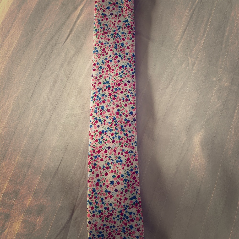 New Mens’s Bar III Floral Long Tie